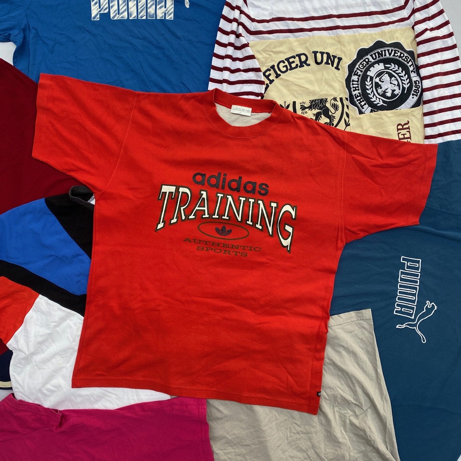 LOT 10 TEE SHIRT VINTAGE SPECIAL FOOTBALL LOT 10 TEE SHIRT VINTAGE SPECIAL FOOTBALL